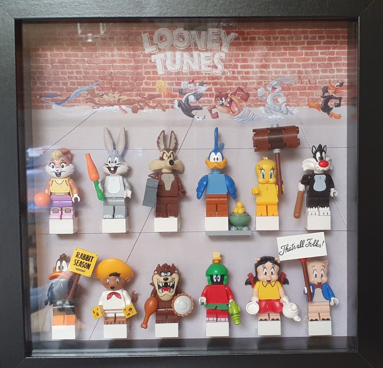 looney.jpg (1.02 Mio) Vu 3377 fois looney.jpg